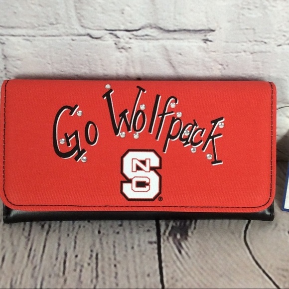 NCAA Gameday NC State GO WOLFPACK Tri-Fold Wallet - Picture 5 of 11